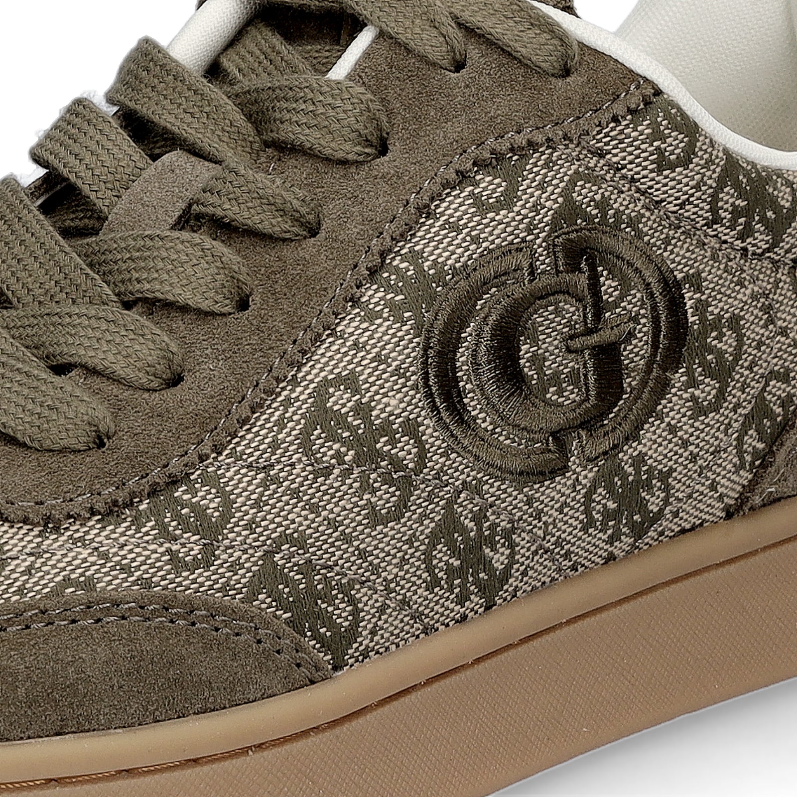 Guess Damen Sneaker Jacek oliv