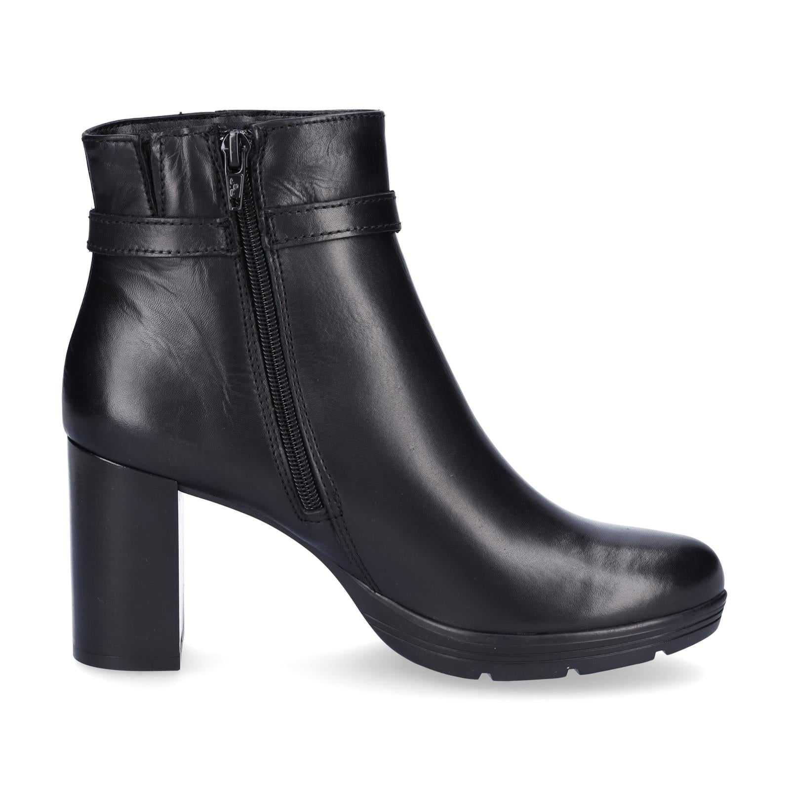 Tamaris Damen Leder Stiefelette schwarz