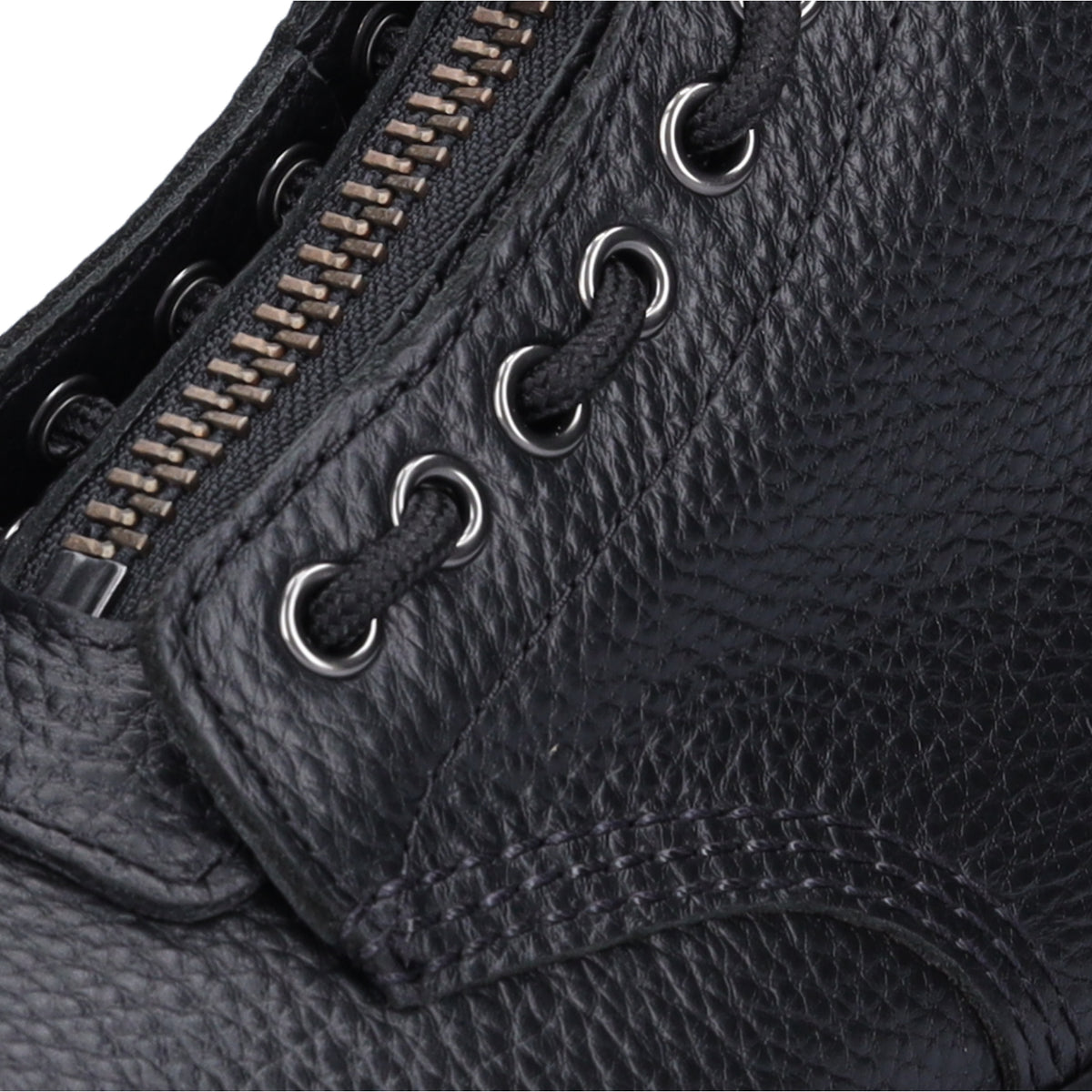 Dr. Martens women boot black