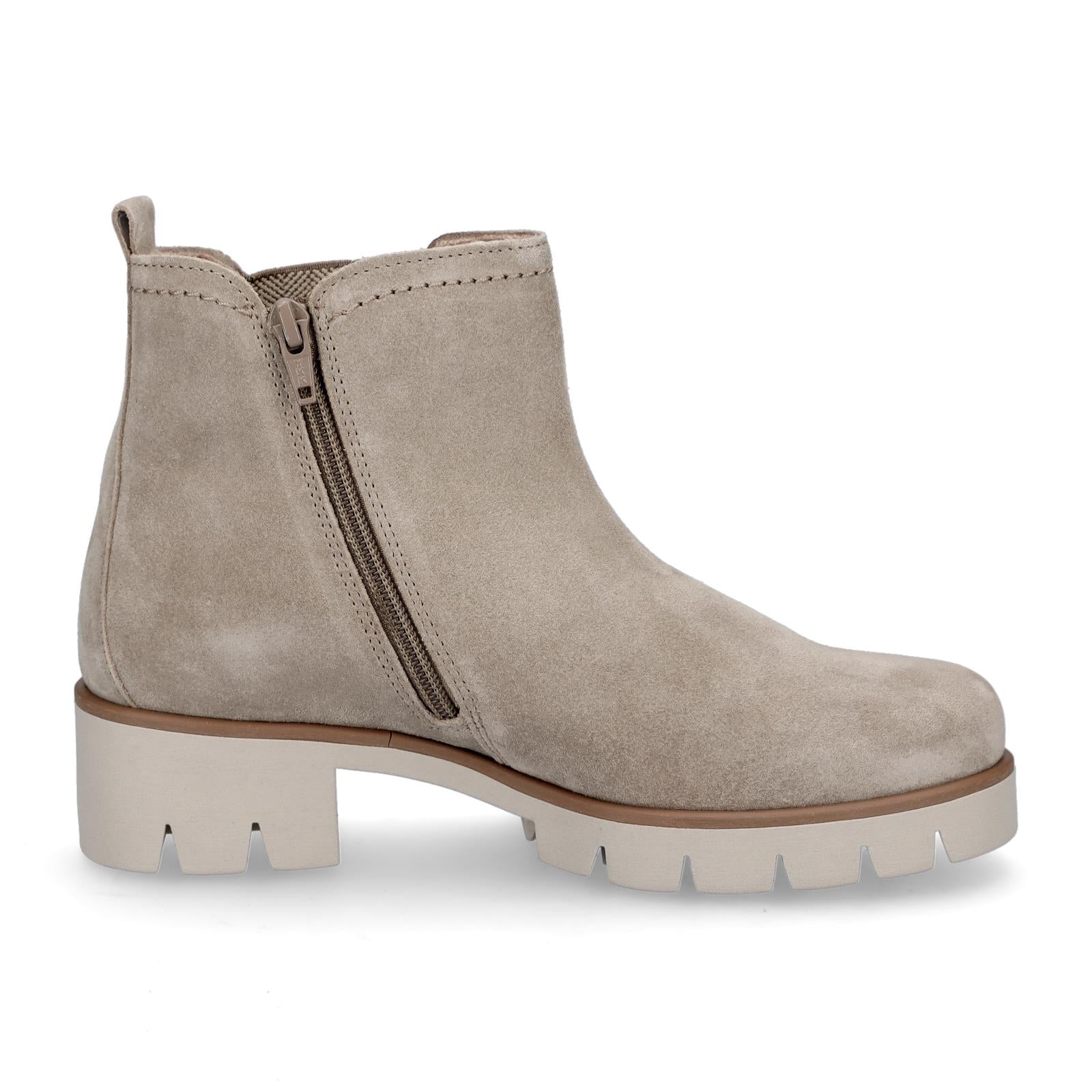 Gabor women's Chelsea boot sand