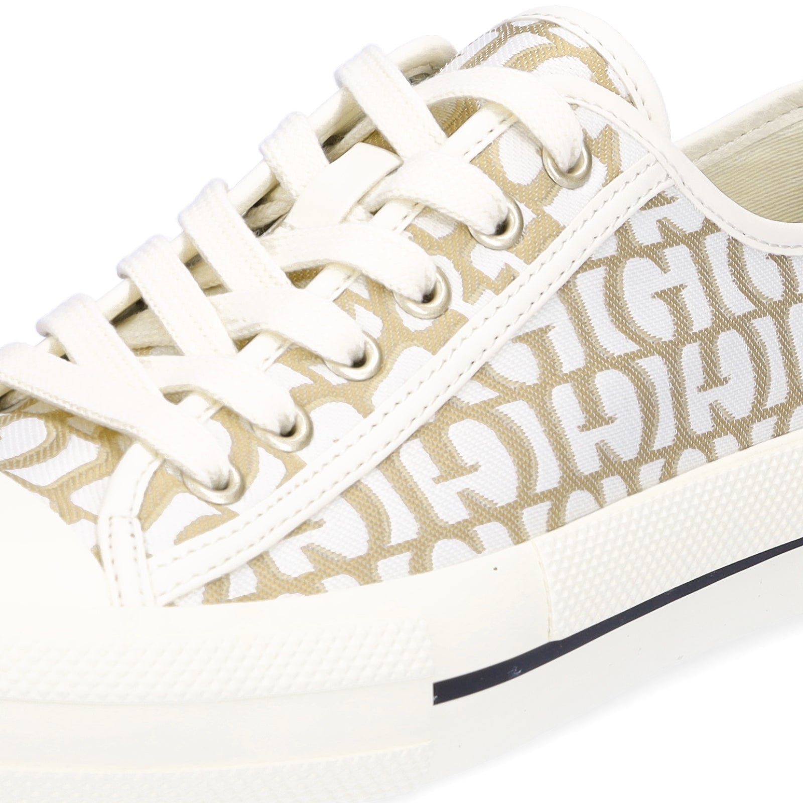 Guess women's sneaker Carey gold