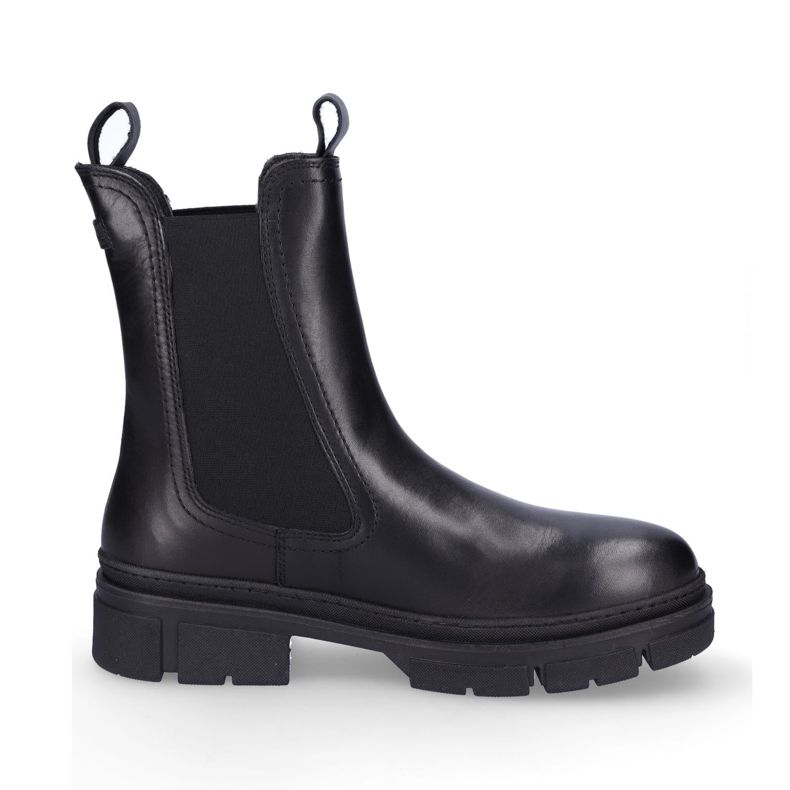 Tamaris women's Chelsea boot black