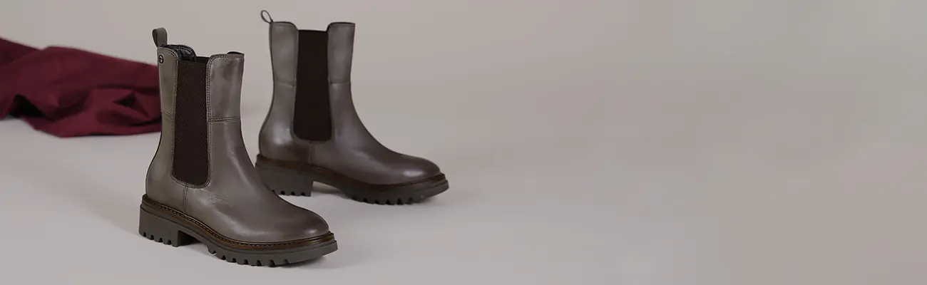 women chelsea boots